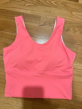 NWOT NVGTN coral workout top